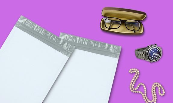 A Complete Guide to Using Poly Mailers